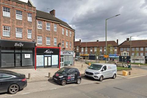 Retail property (high street) to rent, Hampden Square, Southgate N14