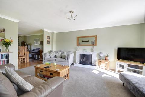 4 bedroom detached house for sale, Monks Way, Northiam