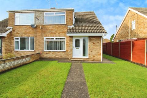 3 bedroom semi-detached house for sale - Cotterdale, Sutton Park, Hull