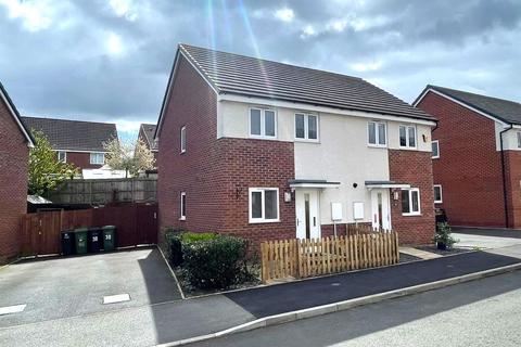 2 bedroom semi-detached house for sale, Laxton Crescent, Evesham