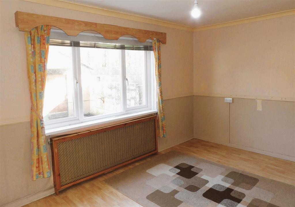 Nobel Avenue, Port Talbot 3 bed semidetached house for sale £149,995