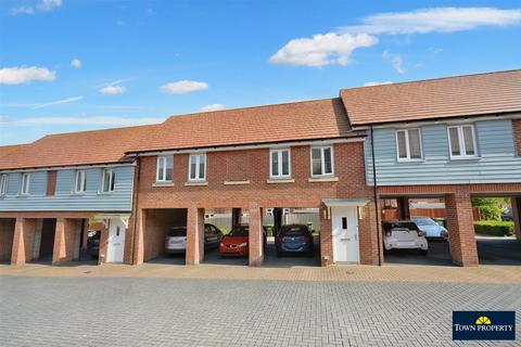 2 bedroom flat for sale, Weavers Close, Eastbourne