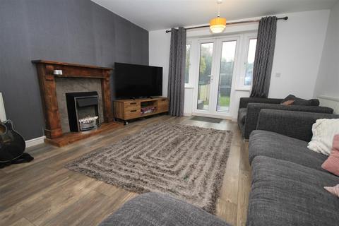 22 Loxley Close, Bradford, BD2 3HX