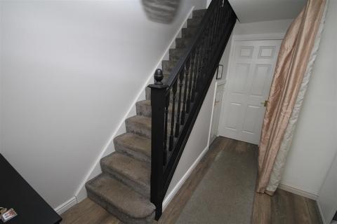 22 Loxley Close, Bradford, BD2 3HX