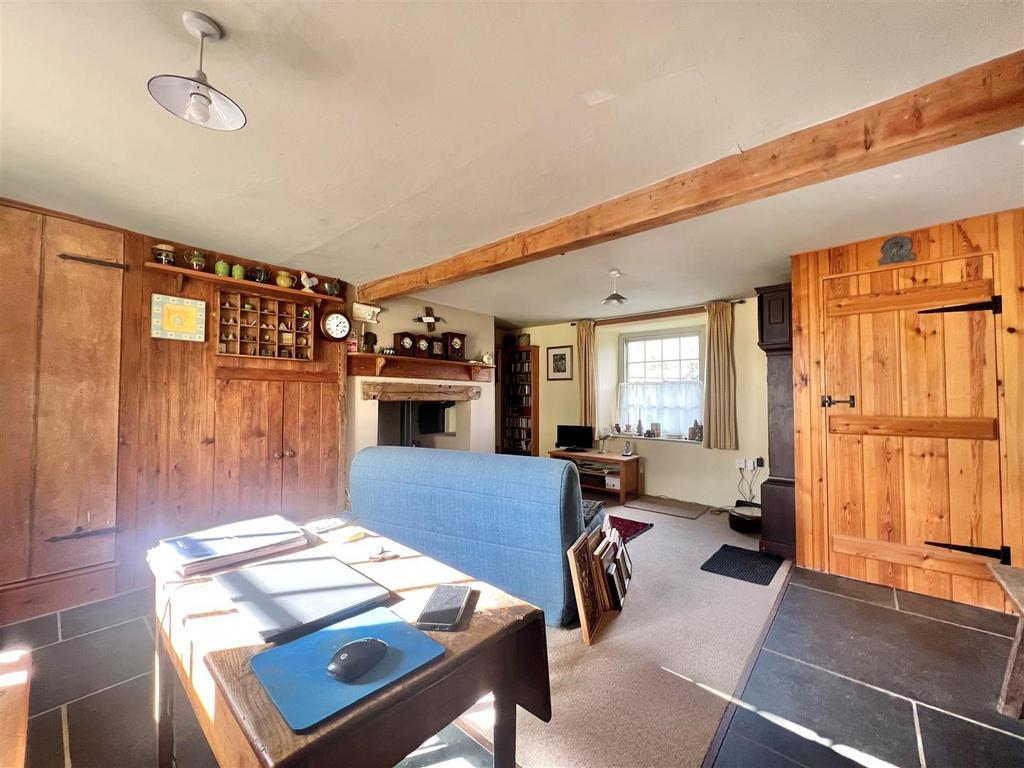 The Row, Nympton, South Molton 1 bed terraced house for sale £