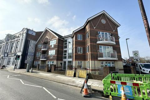 2 bedroom apartment to rent, Kingston Road, Portsmouth
