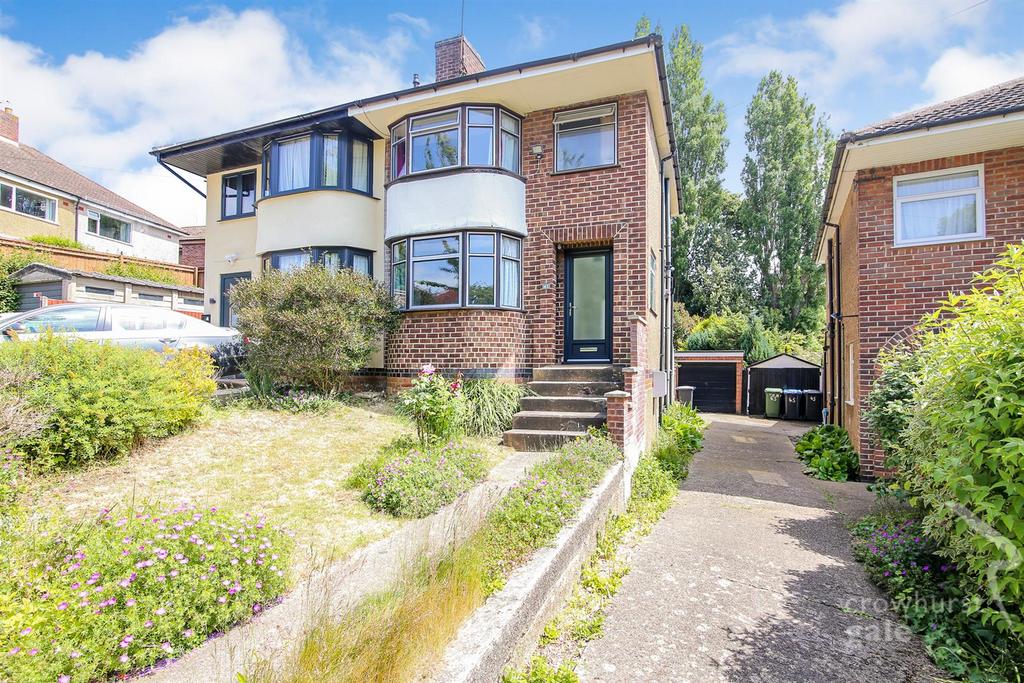 Westfield Road, Rugby CV22 3 bed semidetached house for sale £260,000