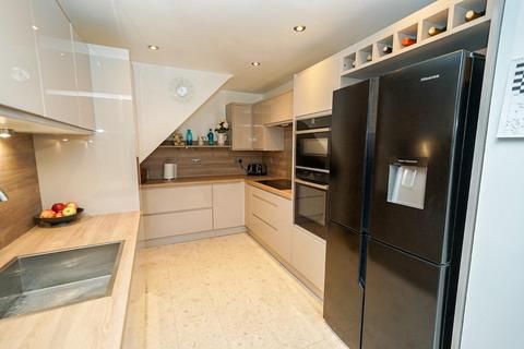 59 Brooklands Drive, Leighton Buzzard, LU7 3PE