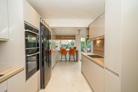 59 Brooklands Drive, Leighton Buzzard, LU7 3PE
