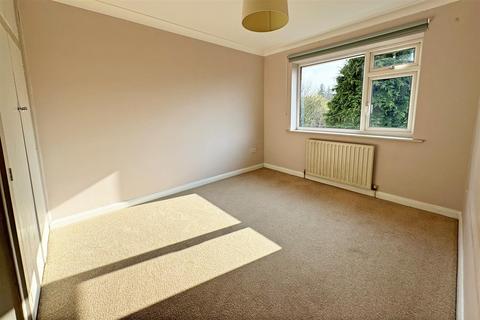 2 bedroom terraced house for sale, Milford - No Onward Chain