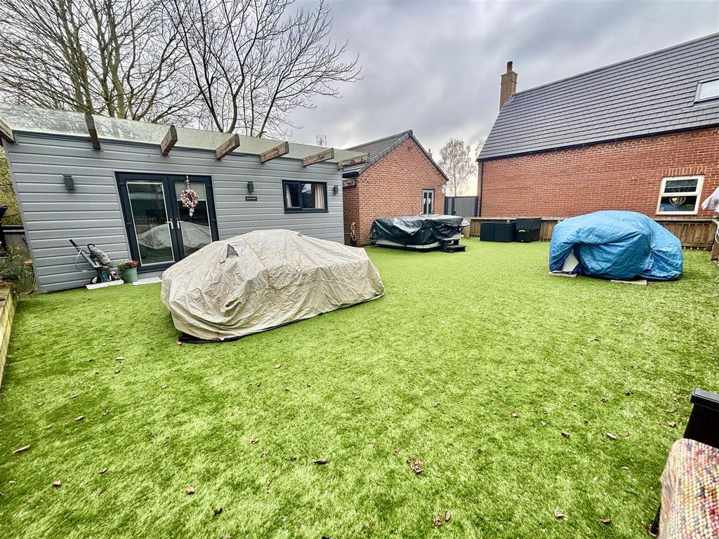 Annexe Garden