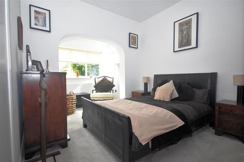 3 bedroom detached bungalow for sale, Manor Farm Close, Weston Turville HP22
