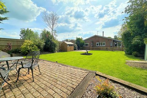 3 bedroom detached bungalow for sale, Manor Farm Close, Weston Turville HP22