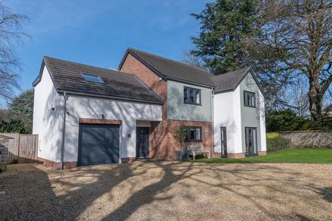 5 bedroom detached house for sale, Sycamore Drive, Fakenham, NR21