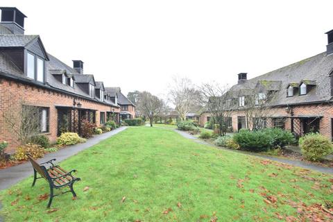 2 bedroom retirement property for sale - Atwater Court, Lenham, Maidstone, ME17