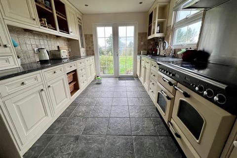 Mount Echo Batts Road, Steeple, Southminster, CM0 7LE