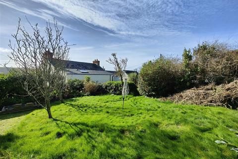 4 bedroom detached house for sale, Trewennol, 8 Ffordd Y Felin, Trefin, Haverfordwest