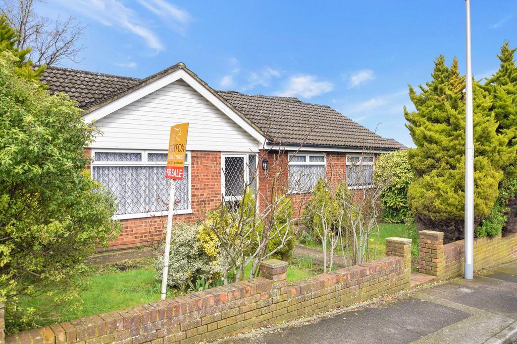 Longhurst Drive, Walderslade... 3 bed detached bungalow for sale £350,000