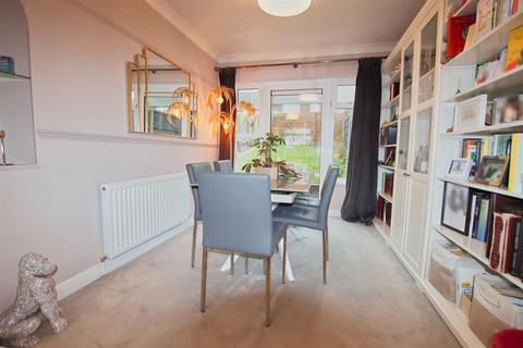 6 Stilton Path, Borehamwood, WD6 5BU