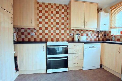 14 Shelley Close, Borehamwood, WD6 2AU