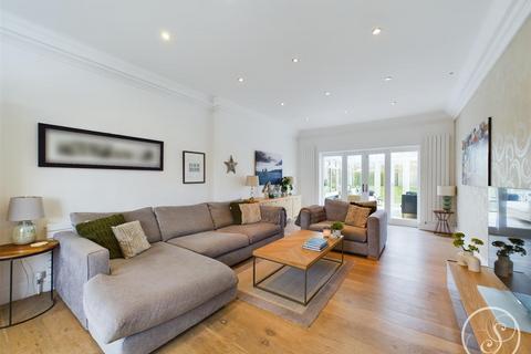 1 Temple Gate, Leeds, LS15 0PQ