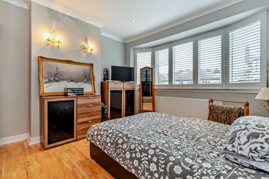 8588227-interior02-800.jpg