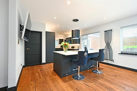 5 bedroom detached house for sale, Ochiltree Road, Hastings