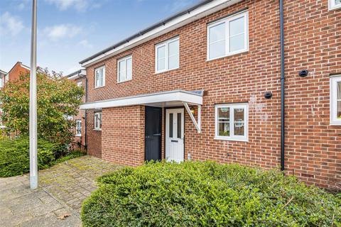 68 Battle Square, Reading, RG30 1AL
