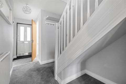 68 Battle Square, Reading, RG30 1AL