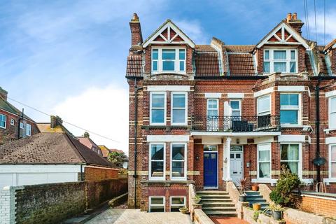 6 bedroom end of terrace house for sale, St Catherines Road, Littlehampton BN17