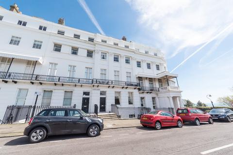 2 bedroom flat for sale - Sussex Square, Brighton, East Sussex, BN2
