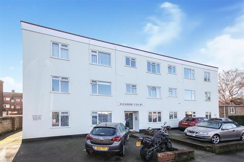 2 bedroom flat for sale, Eleanor Court, Bruce Avenue, Worthing, BN11
