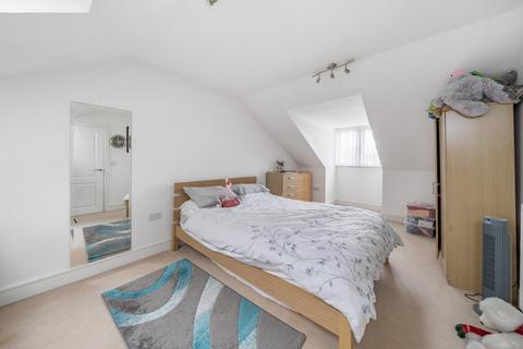 3 bedroom townhouse for sale, Camberley,  Surrey,  GU16