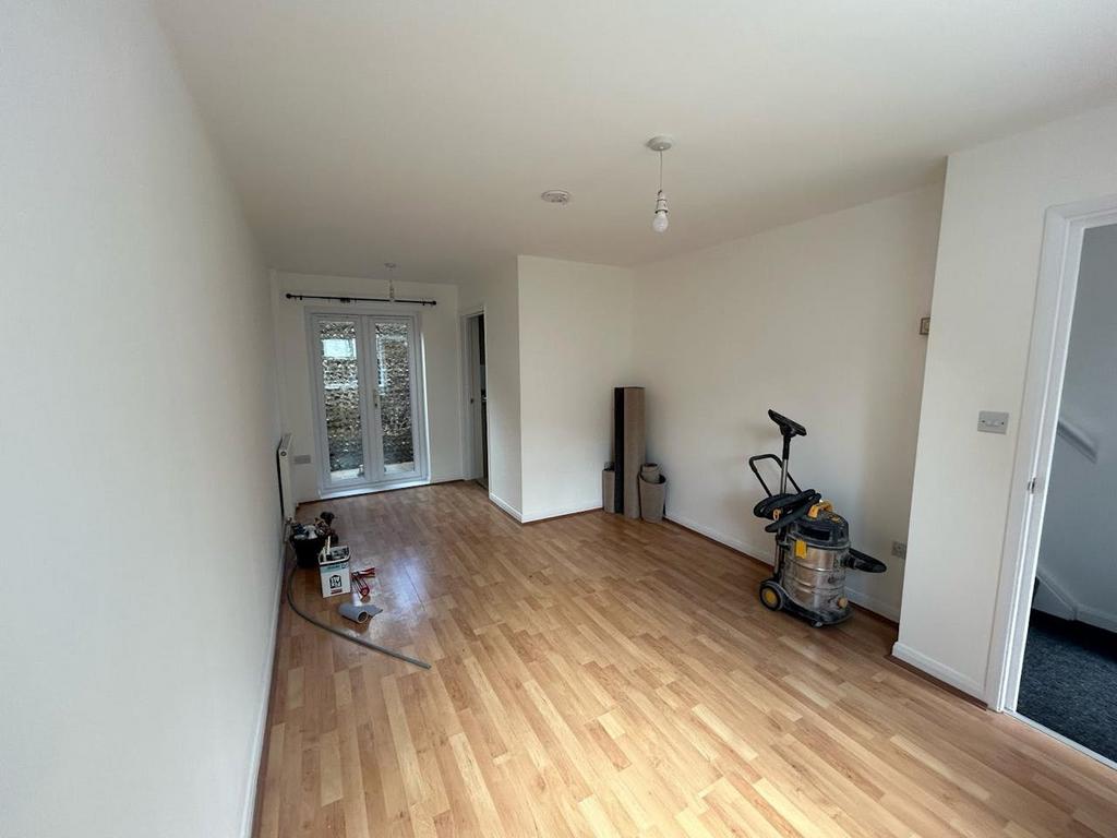 Lounge new.jpg