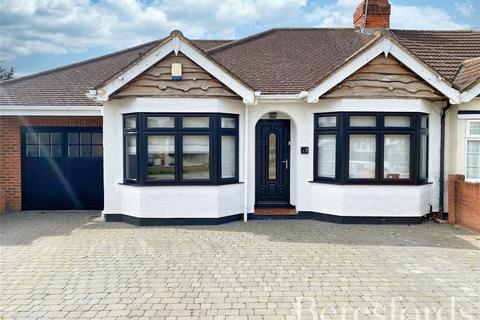 4 bedroom bungalow for sale, Parsonage Road, Rainham, RM13