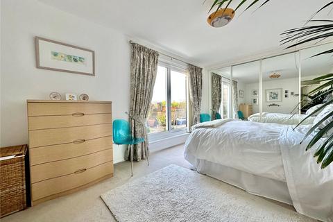 3 bedroom apartment for sale, Hartington Place, Eastbourne, East Sussex, BN21