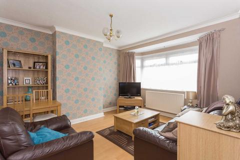 2 bedroom apartment to rent, West End Road, South Ruislip, HA4