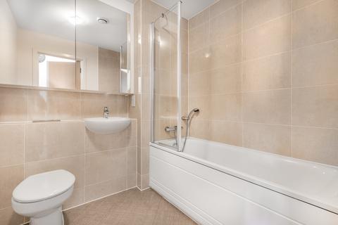 3 bedroom terraced house for sale - Jolly Mews, London, SW16