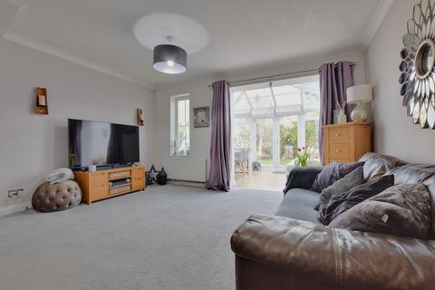 3 bedroom end of terrace house for sale, Abbotsmead, Heybridge