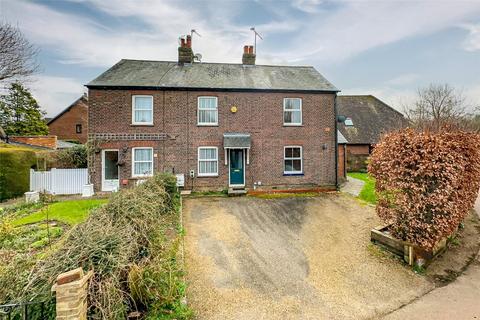 2 bedroom terraced house for sale - Lower Luton Road, Harpenden, Hertfordshire, AL5