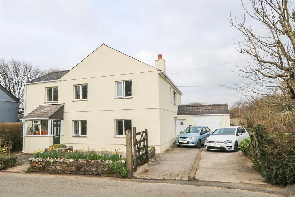 Bray Shop, Callington 4 bed detached house for sale £390,000