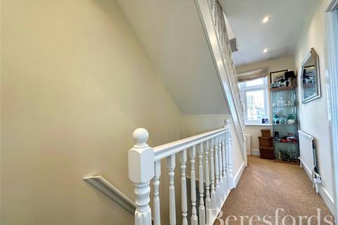 6 Macdonald Avenue, Hornchurch, RM11 2NE