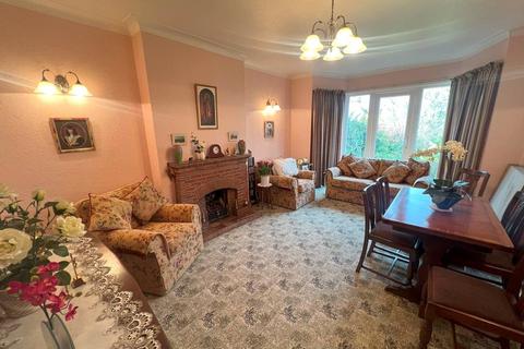 49 Ashridge Crescent, London, SE18 3EA
