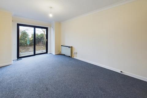 2 bedroom flat for sale, Misty Meadows, Howard Road, Cambridge