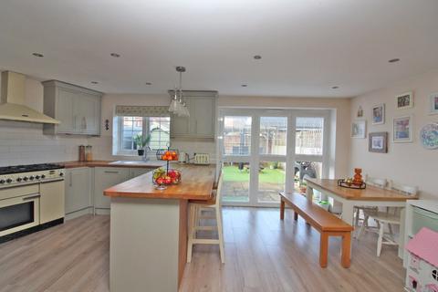 21 Aleyn Way, Baldock, SG7 6SU