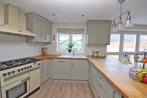 21 Aleyn Way, Baldock, SG7 6SU