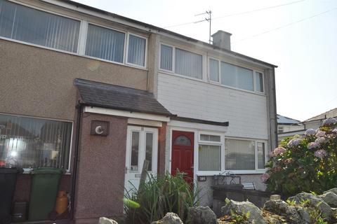 Holyhead - 3 bedroom end of terrace house to rent