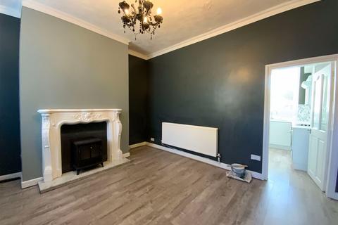 2 bedroom terraced house to rent, Meadow Lane, Denton, Manchester, M34 7GD