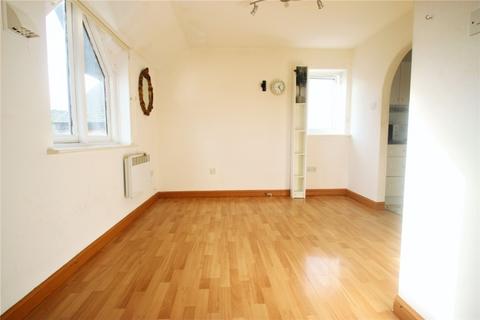 Studio for sale, Badgers Close Harrow, Middlesex, HA1 4EN