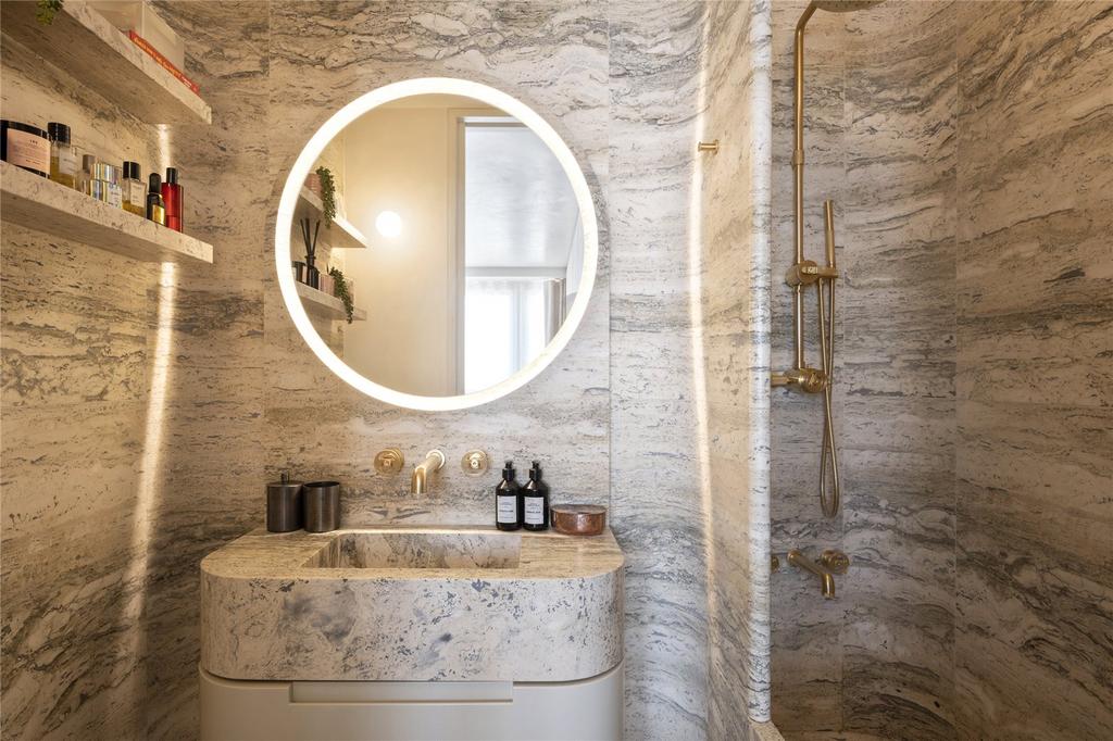 Ensuite Bathroom